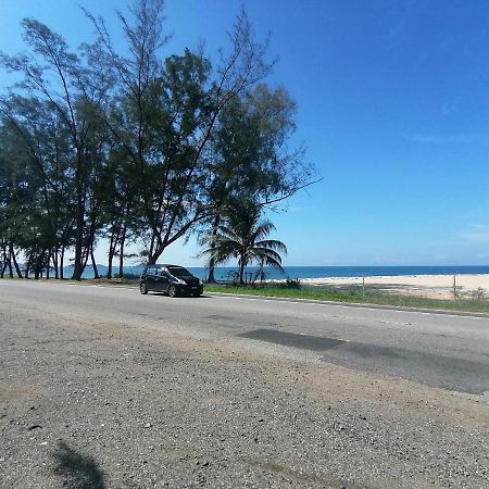 Fbs Inn Dungun Esterno foto