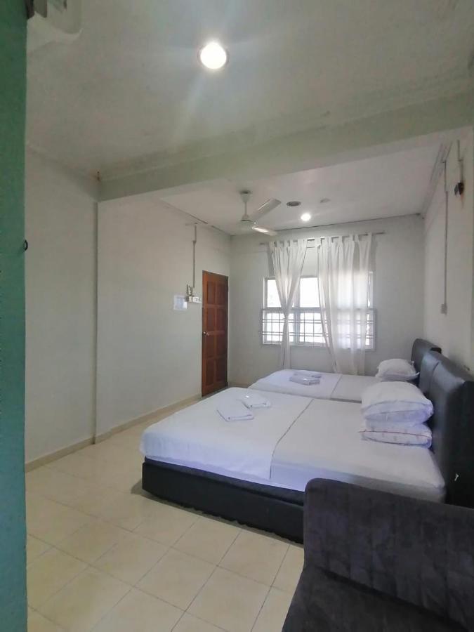Fbs Inn Dungun Esterno foto