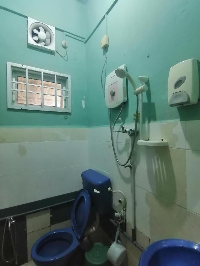 Fbs Inn Dungun Esterno foto